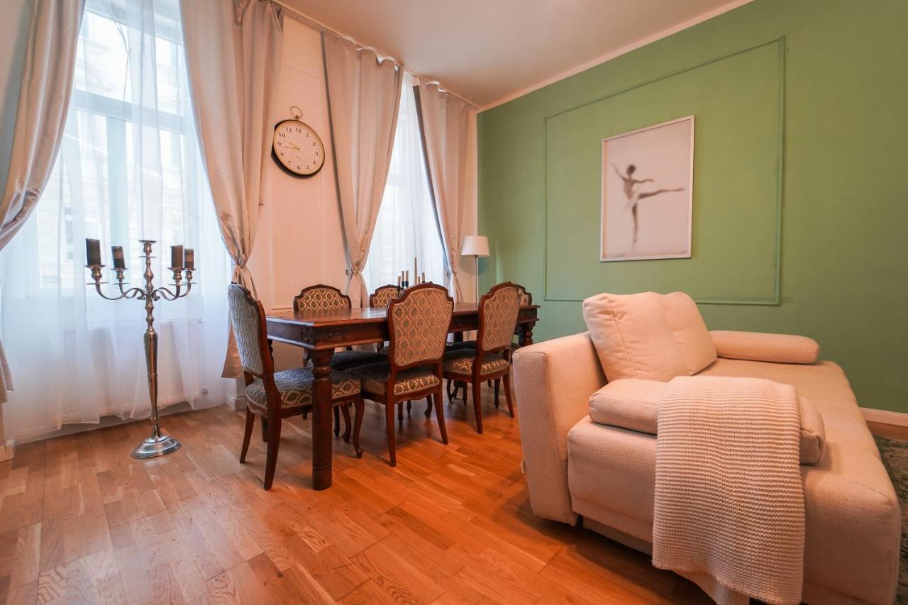 Mint 13 @ Mariahilf Apartment Vienna Luaran gambar